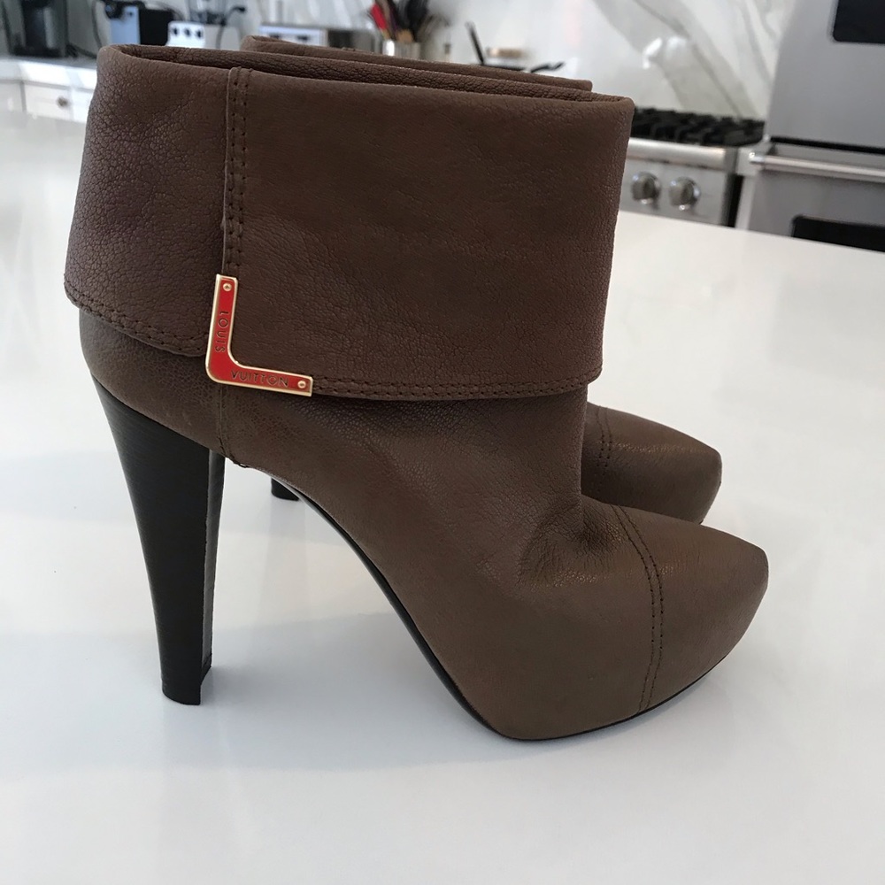 Louis Vuitton Mocha Leather ‘Queen’ Bootie Boots